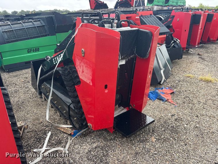 image for item ET0185 Erie SCL850 compact utility loader