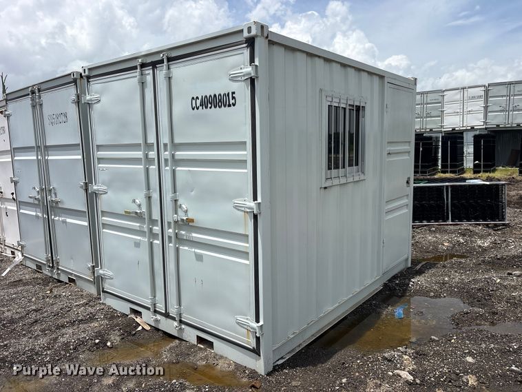 Shipping container