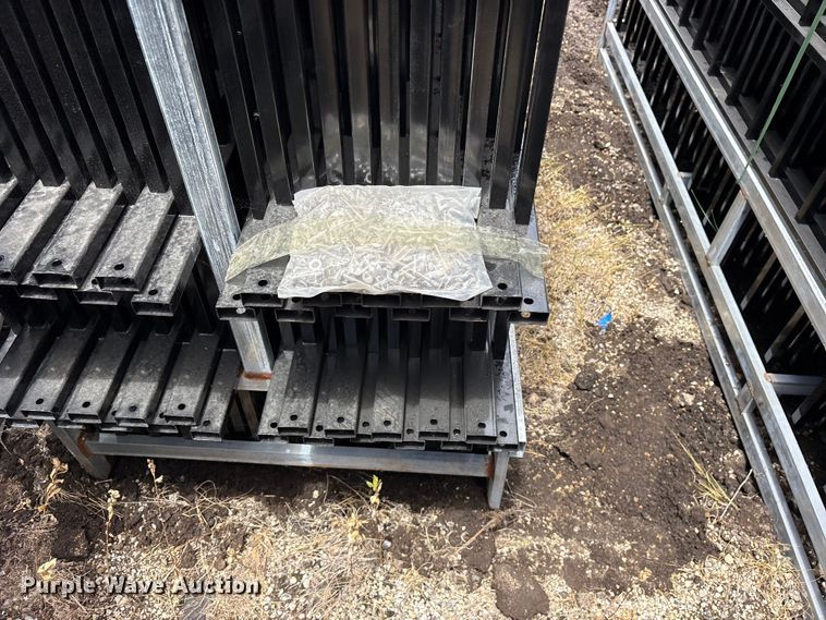 image for item ET0289 (22) Valley Pioneer F10 fence panels