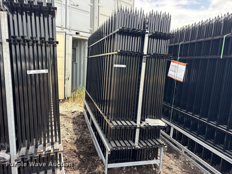 image for item ET0290 (22) Valley Pioneer F10 fence panels