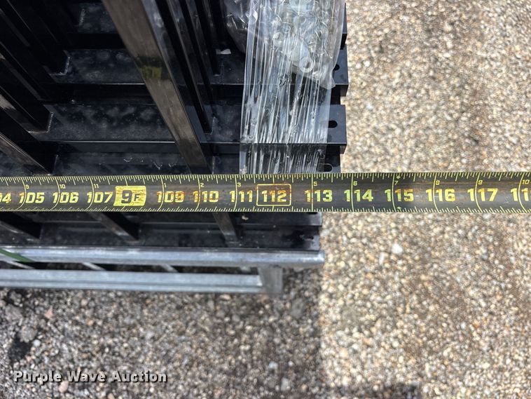 image for item ET0290 (22) Valley Pioneer F10 fence panels