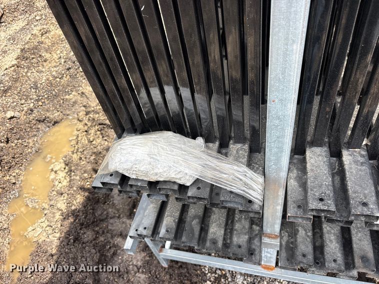 image for item ET0291 (22) Valley Pioneer F10 fence panels