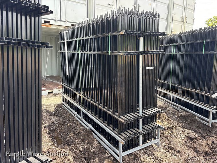 image for item ET0292 (22) Valley Pioneer F10 fence panels