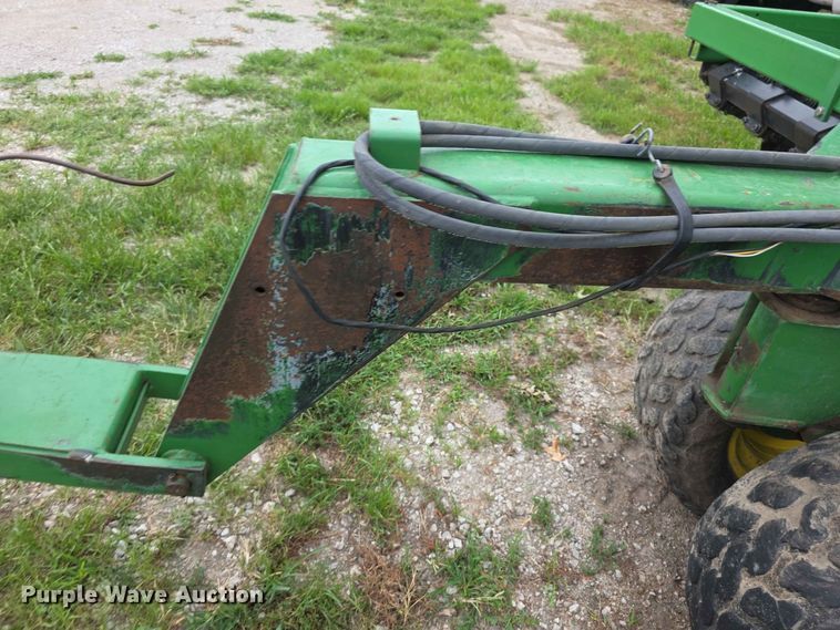 image for item EV2433 1995 John Deere 750 grain drill
