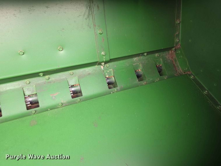 image for item EV2433 1995 John Deere 750 grain drill