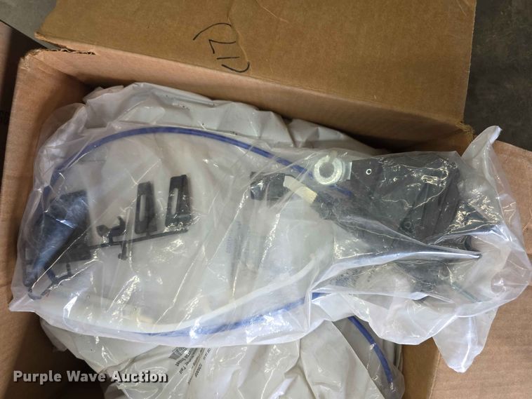 image for item EV2434 (17) Keeton Universal Short Low Profile WaveVision firmer tail and universal brackets