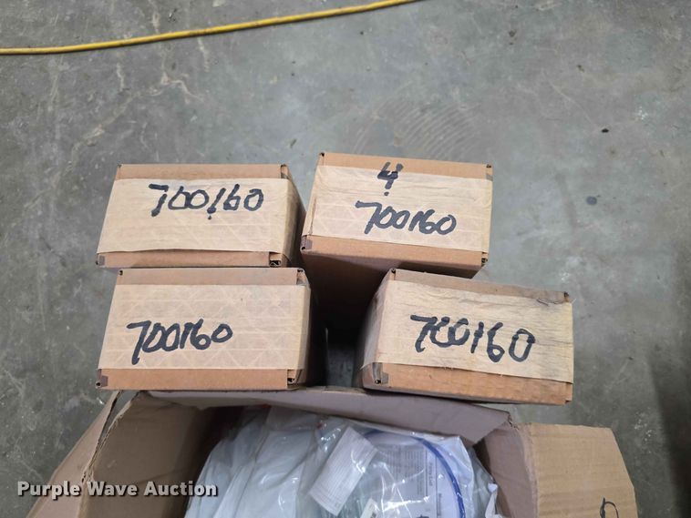 image for item EV2435 (14) Keeton, Kinze Short Low Profile WaveVision firmer tail and Kinze brackets