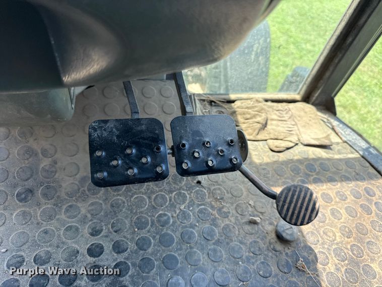image for item EV6024 Zetor 8421 tractor