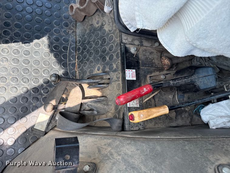 image for item EV6024 Zetor 8421 tractor