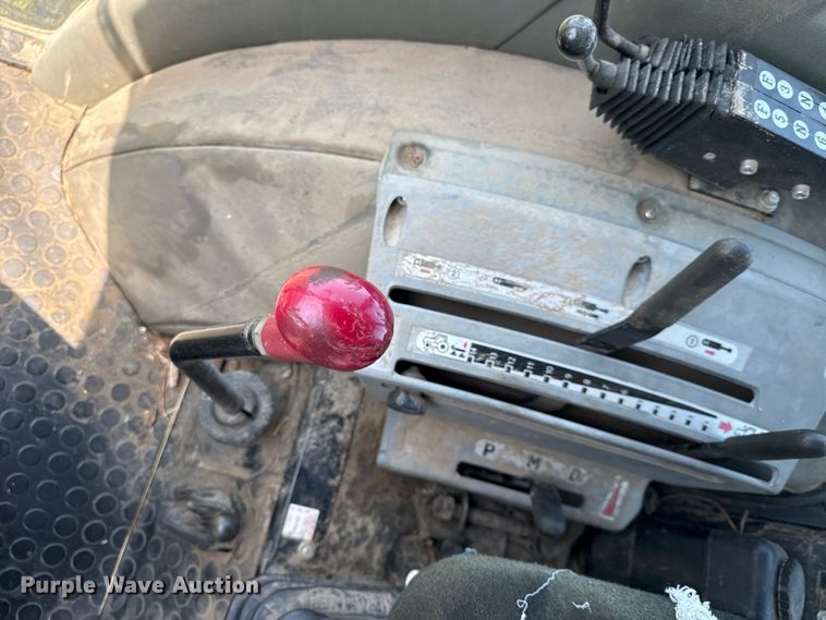 image for item EV6024 Zetor 8421 tractor