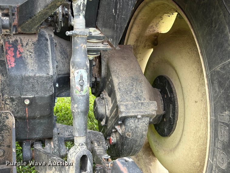 image for item EV6024 Zetor 8421 tractor