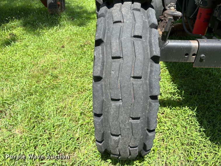 image for item EV6024 Zetor 8421 tractor