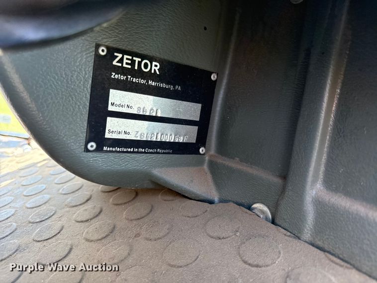 image for item EV6024 Zetor 8421 tractor