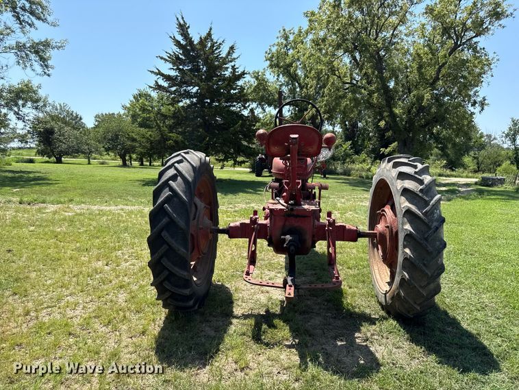 image for item EV6025 Farmall H tractor