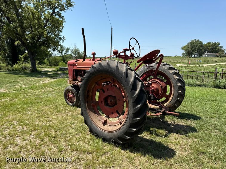 image for item EV6025 Farmall H tractor