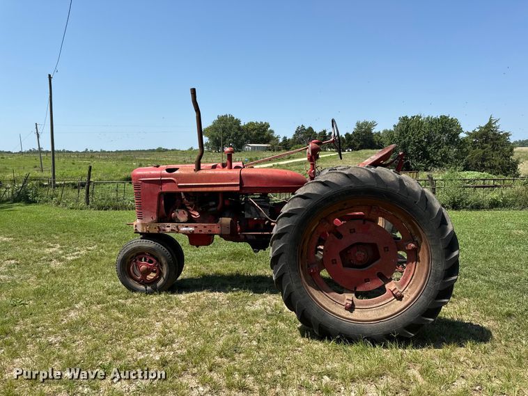 image for item EV6025 Farmall H tractor