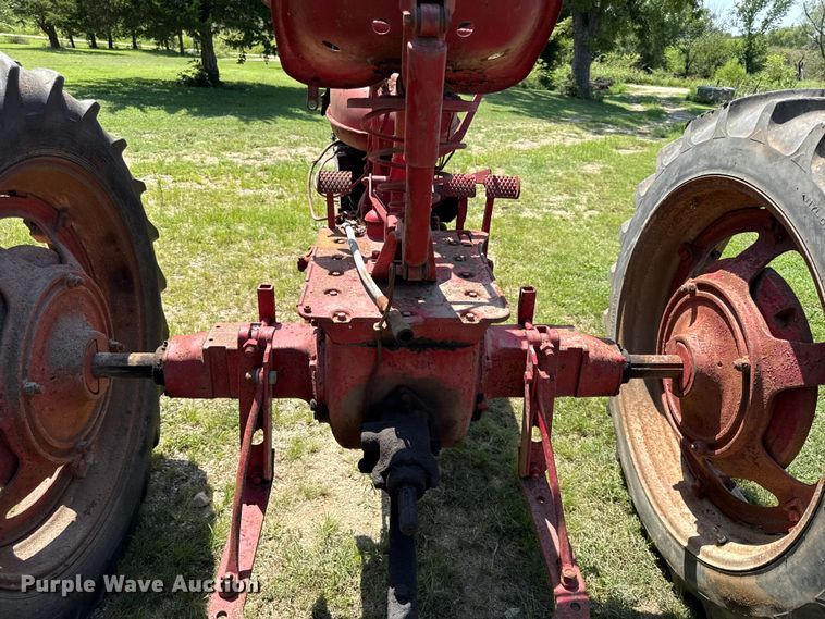 image for item EV6025 Farmall H tractor