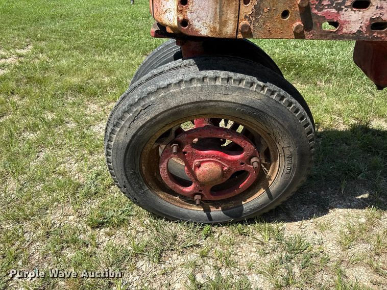 image for item EV6025 Farmall H tractor