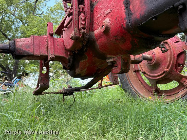 image for item EV6025 Farmall H tractor