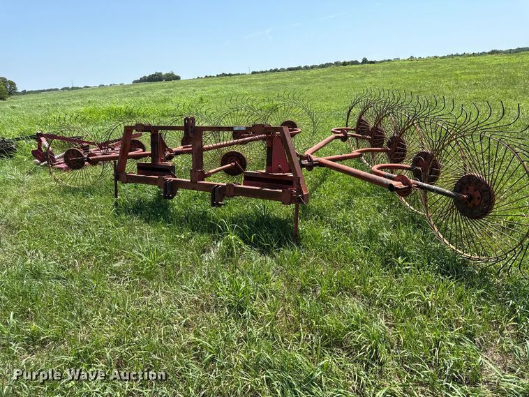 image for item EV6027 Hay rake