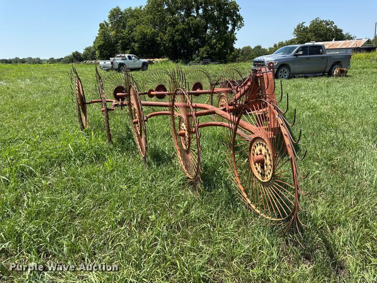 image for item EV6027 Hay rake