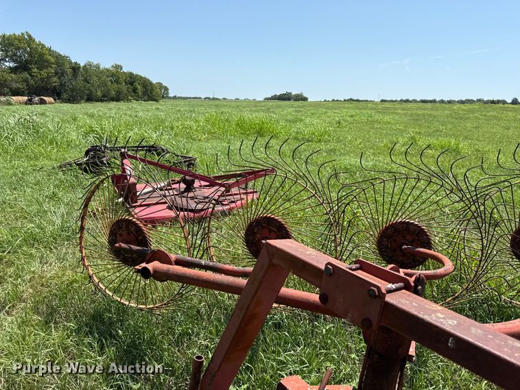 image for item EV6027 Hay rake