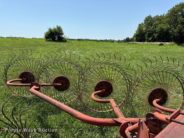 image for item EV6027 Hay rake