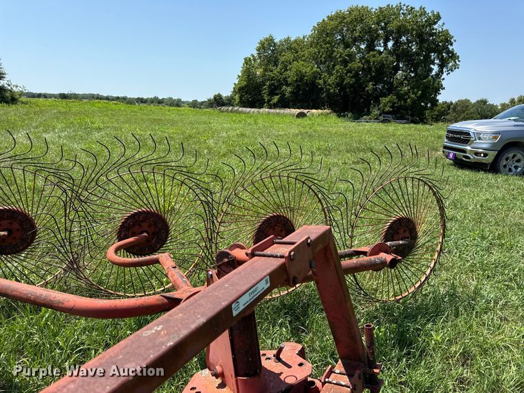 image for item EV6027 Hay rake