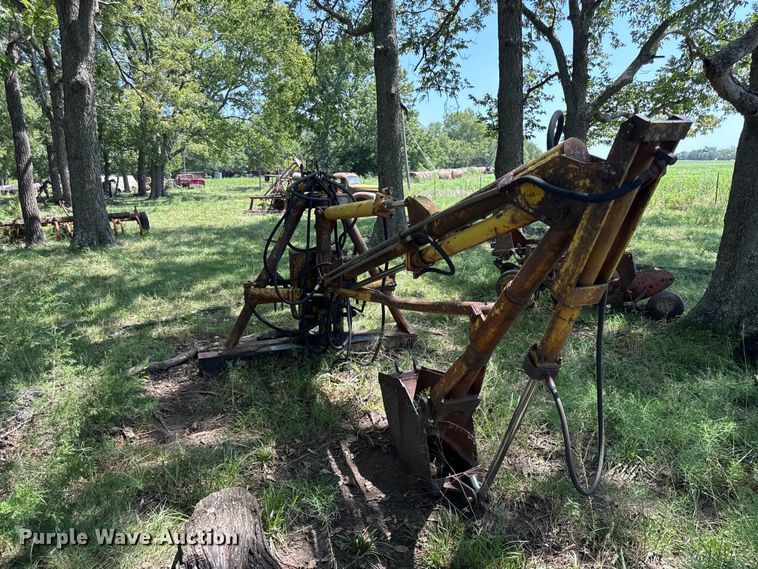 image for item EV6030 Scout backhoe attachment