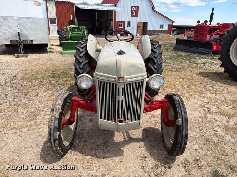 image for item EW2142 Ford tractor