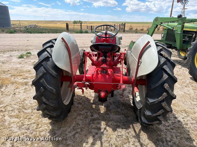 image for item EW2142 Ford tractor
