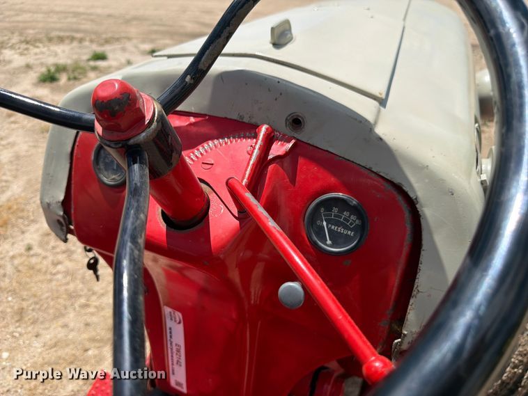 image for item EW2142 Ford tractor