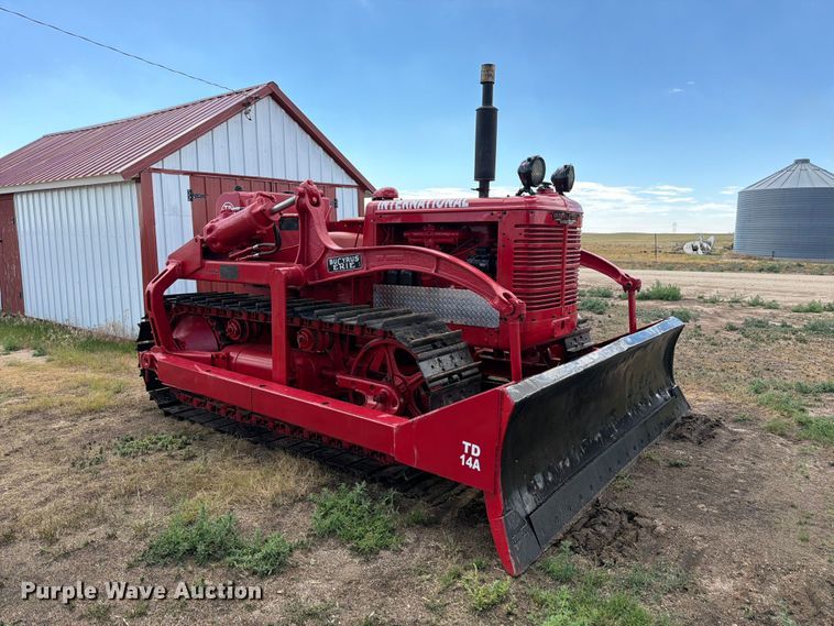 image for item EW2143 1950 International Harvester TD14A dozer