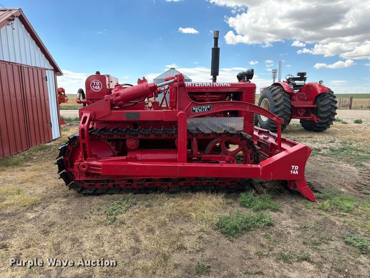 image for item EW2143 1950 International Harvester TD14A dozer