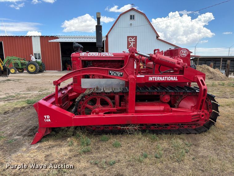 image for item EW2143 1950 International Harvester TD14A dozer