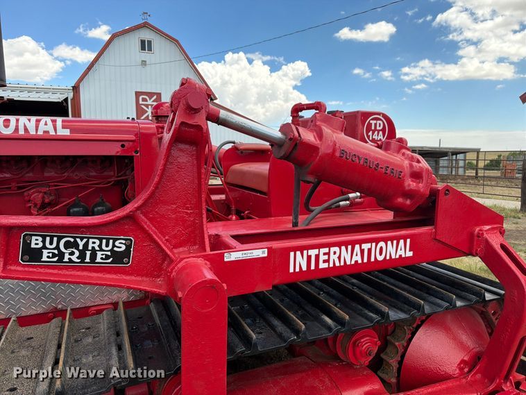 image for item EW2143 1950 International Harvester TD14A dozer