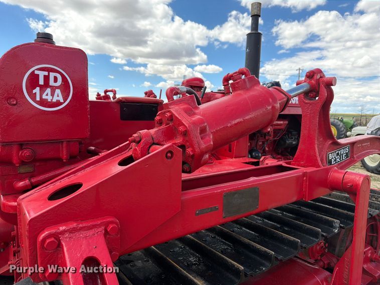 image for item EW2143 1950 International Harvester TD14A dozer