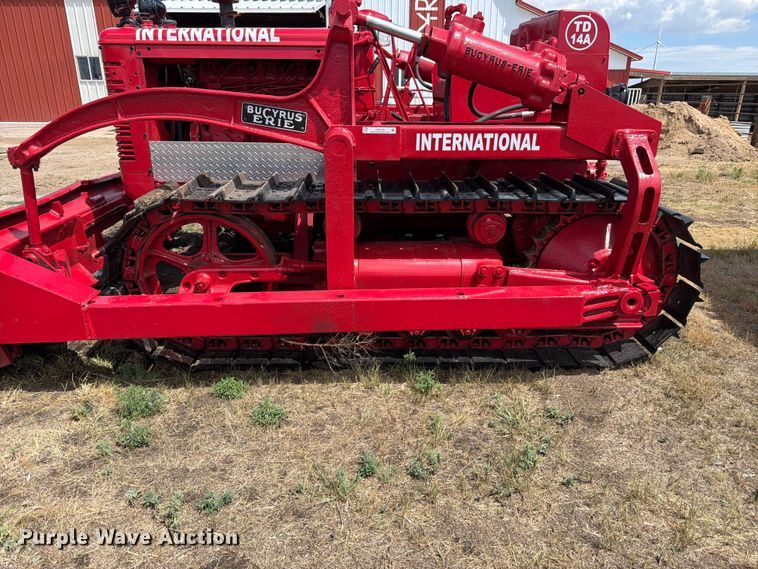 image for item EW2143 1950 International Harvester TD14A dozer