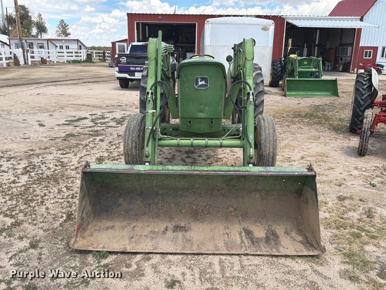 image for item EW2144 1970 John Deere 2020 tractor