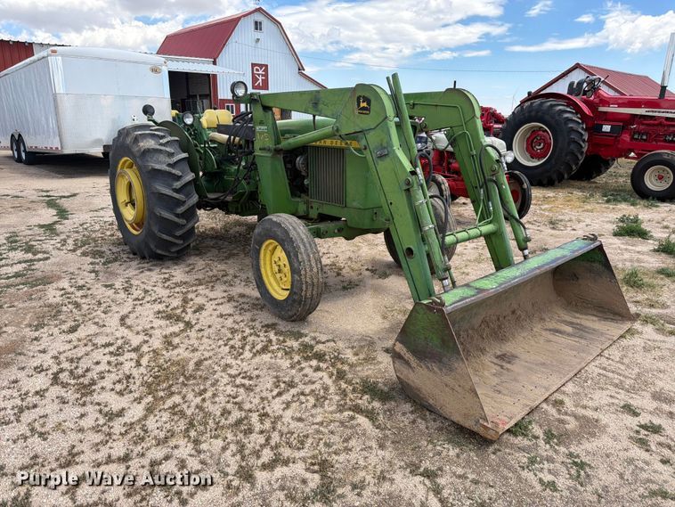 image for item EW2144 1970 John Deere 2020 tractor