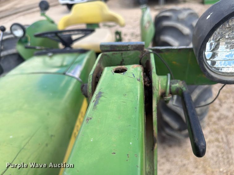 image for item EW2144 1970 John Deere 2020 tractor