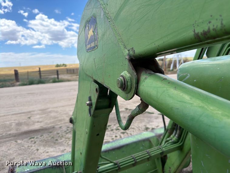 image for item EW2144 1970 John Deere 2020 tractor