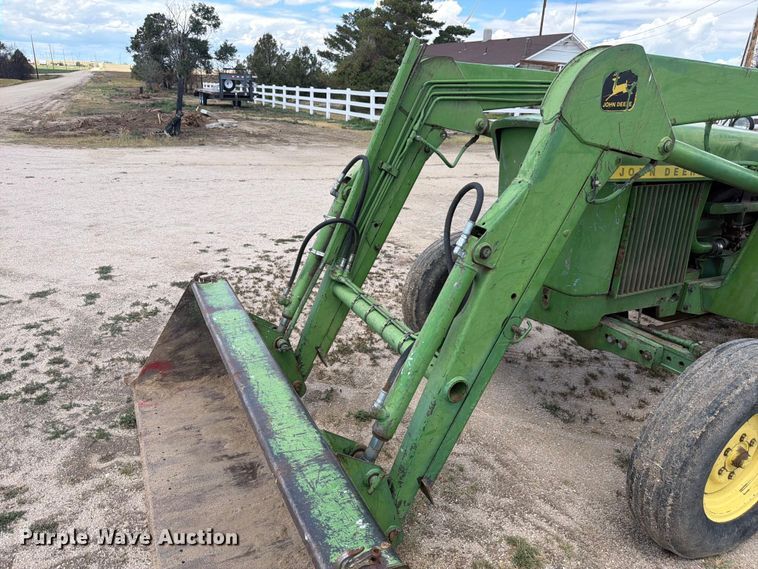 image for item EW2144 1970 John Deere 2020 tractor