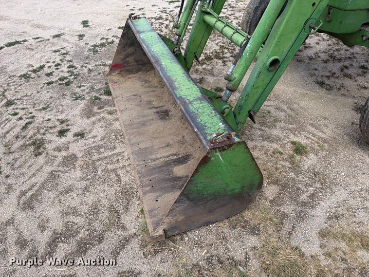 image for item EW2144 1970 John Deere 2020 tractor