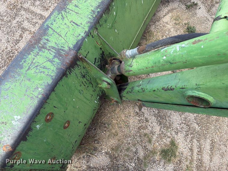 image for item EW2144 1970 John Deere 2020 tractor