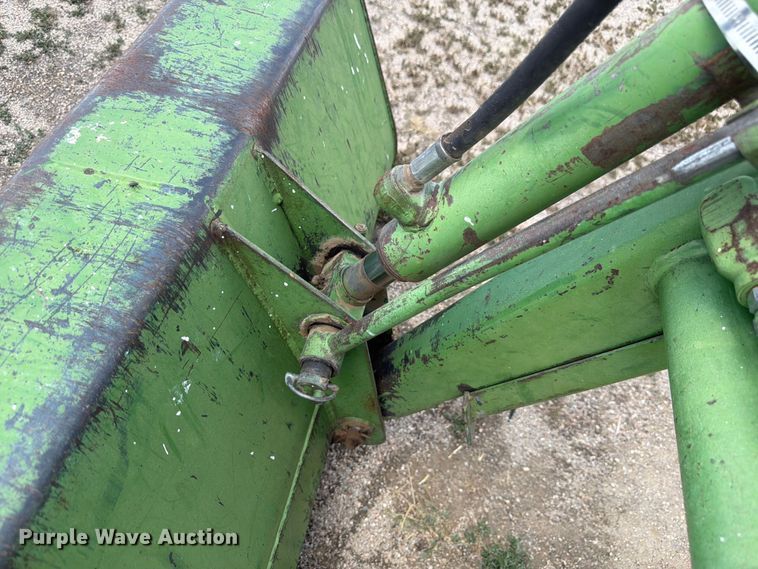 image for item EW2144 1970 John Deere 2020 tractor