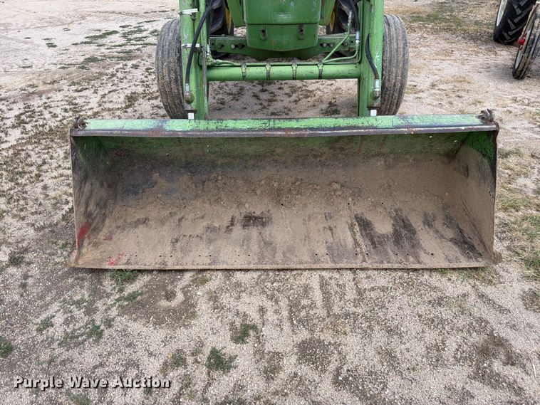 image for item EW2144 1970 John Deere 2020 tractor
