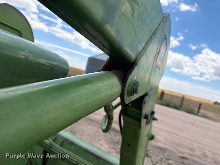 image for item EW2144 1970 John Deere 2020 tractor