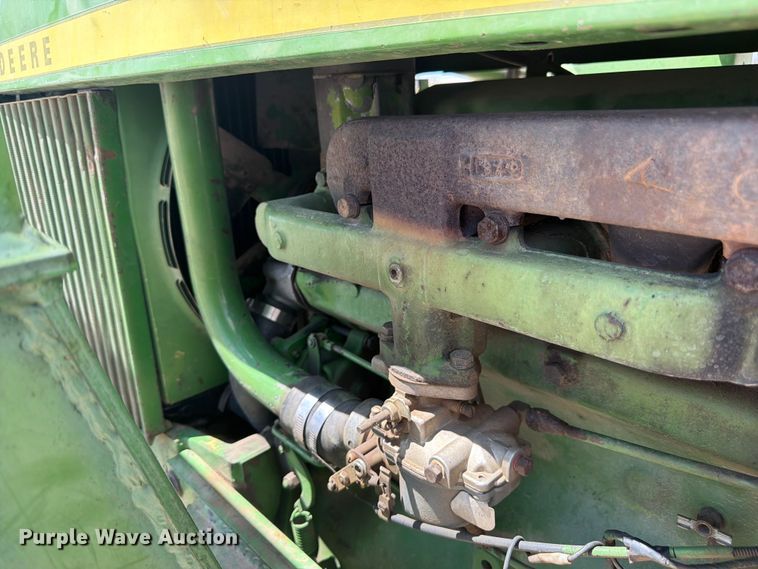 image for item EW2144 1970 John Deere 2020 tractor