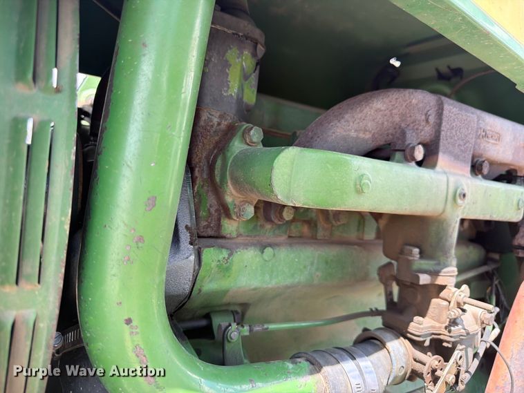 image for item EW2144 1970 John Deere 2020 tractor